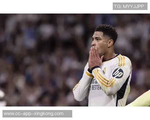 贝林厄姆荣膺英格兰队202425赛季最佳男球员表现卓越助攻频繁