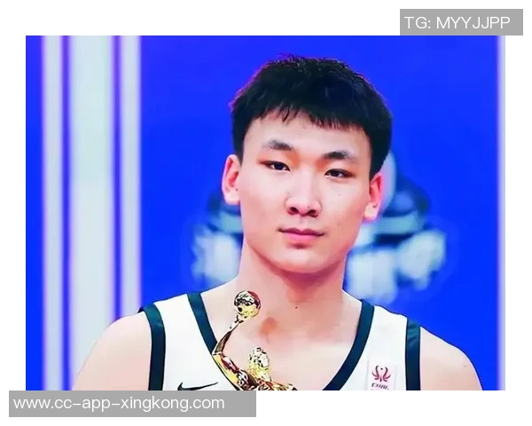 淡厚然NCAA常规赛表现不佳替补出战10分钟仅得2篮板未能罚球得分