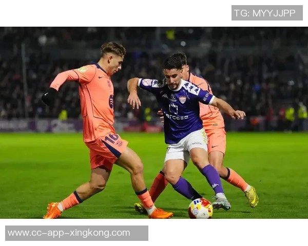 巴萨西超杯大名单公布莱万亚马尔拉什福德在列阿劳霍强势回归